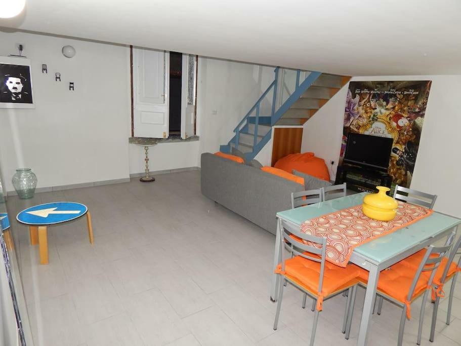 Ferienwohnung La Tana Del Riccio Riccardo San Giorgio a Cremano Exterior foto