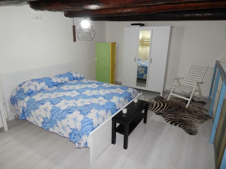 Ferienwohnung La Tana Del Riccio Riccardo San Giorgio a Cremano Exterior foto
